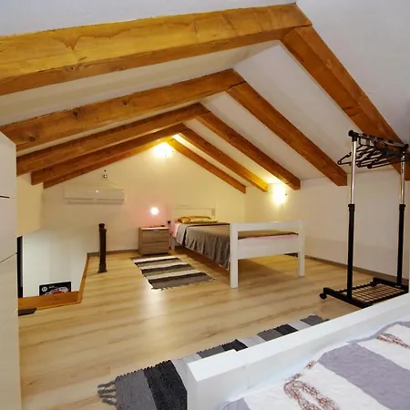 Apartment Budan *